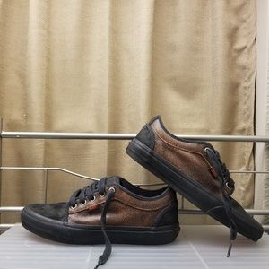 Vans skateboard shoes men's size 9